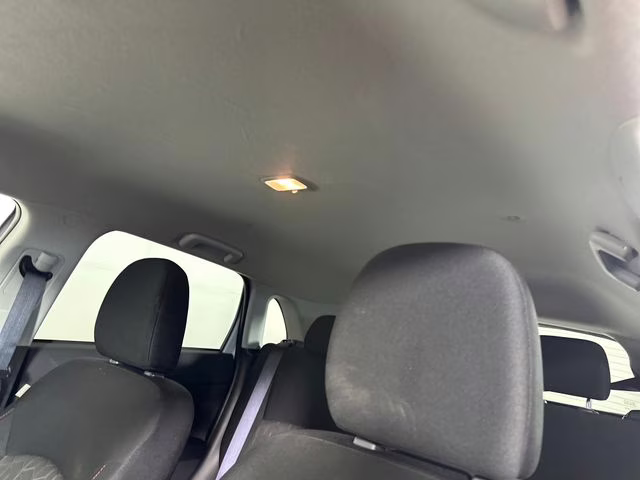 2025 Diamond White Mitsubishi Outlander Sport 2.0 LE 4X4 SUV
