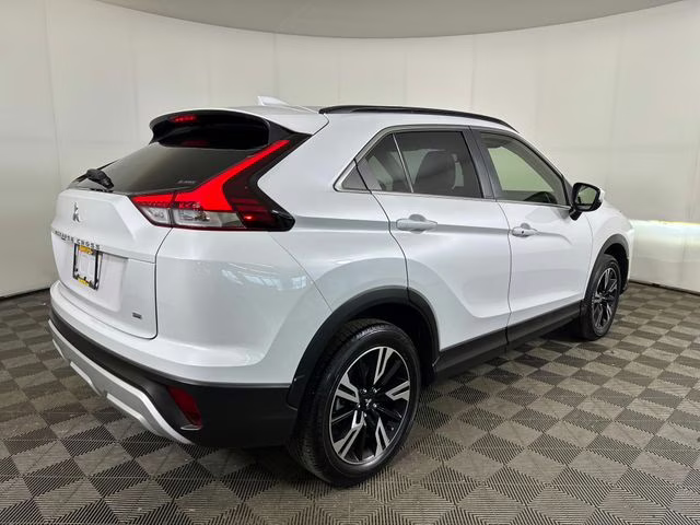 2024 Diamond White Mitsubishi Eclipse Cross SE 4X4 SUV