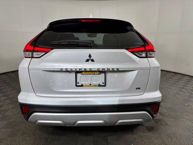 2024 Diamond White Mitsubishi Eclipse Cross SE 4X4 SUV