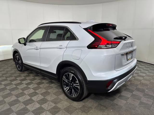 2024 Diamond White Mitsubishi Eclipse Cross SE 4X4 SUV