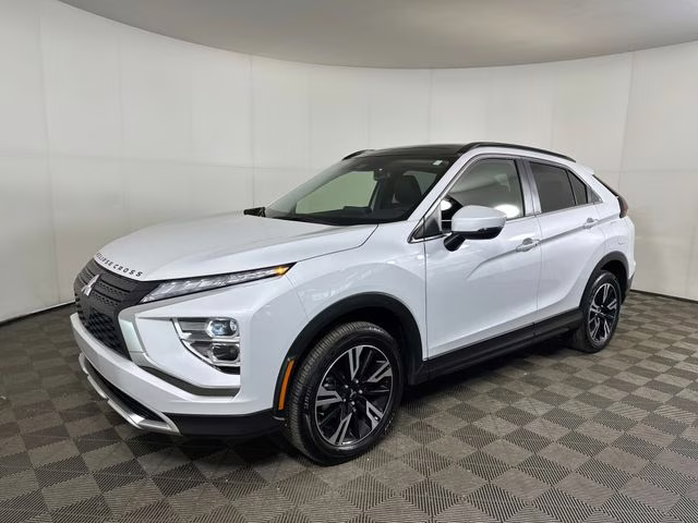 2024 Diamond White Mitsubishi Eclipse Cross SE 4X4 SUV