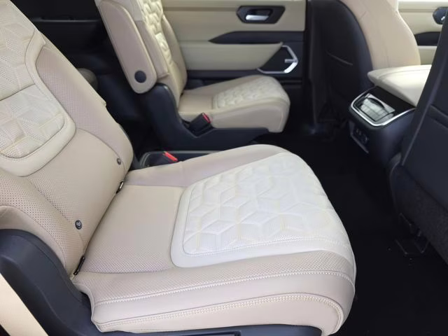 2026 Aspen White Tricoat Nissan Armada Platinum 4X4 SUV