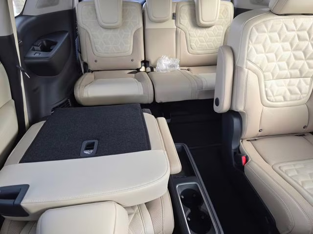 2026 Aspen White Tricoat Nissan Armada Platinum 4X4 SUV