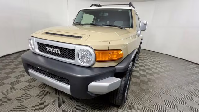 2014 Quicksand Toyota FJ Cruiser Base 4X4 SUV