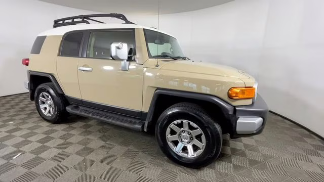 2014 Quicksand Toyota FJ Cruiser Base 4X4 SUV