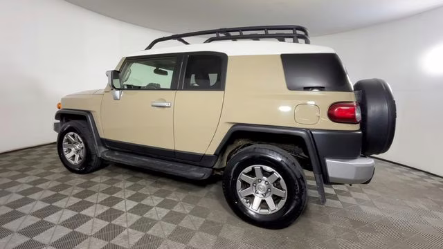 2014 Quicksand Toyota FJ Cruiser Base 4X4 SUV