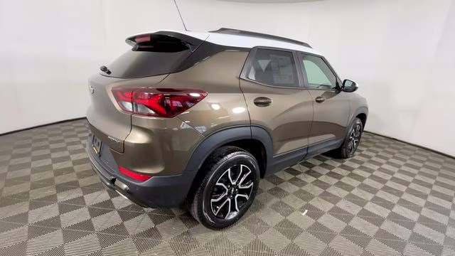 2022 Zeus Bronze Metallic Chevrolet TrailBlazer ACTIV AWD SUV