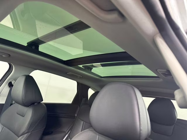 2024 White Pearl Hyundai Tucson Hybrid SEL Convenience AWD SUV