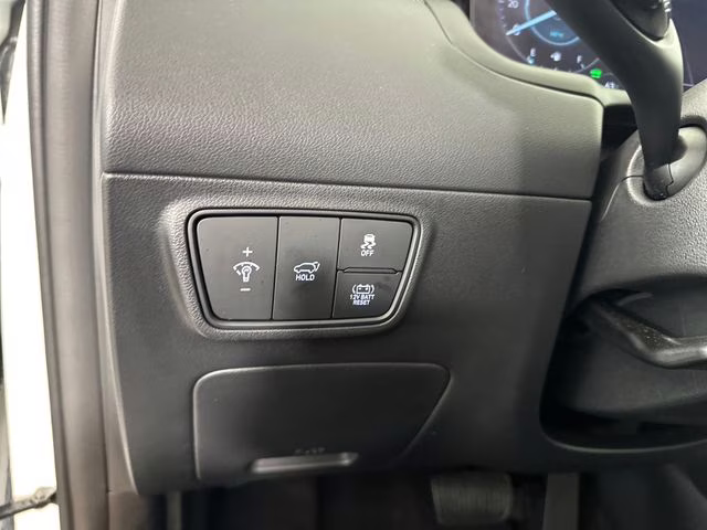 2024 White Pearl Hyundai Tucson Hybrid SEL Convenience AWD SUV