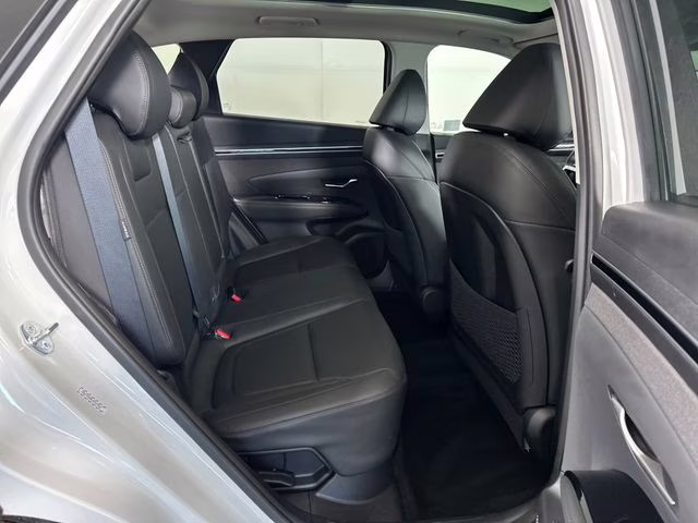 2024 White Pearl Hyundai Tucson Hybrid SEL Convenience AWD SUV