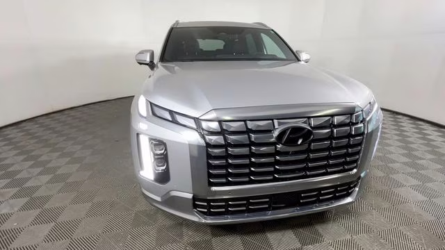 2025 Typhoon Silver Hyundai Palisade Calligraphy FWD SUV