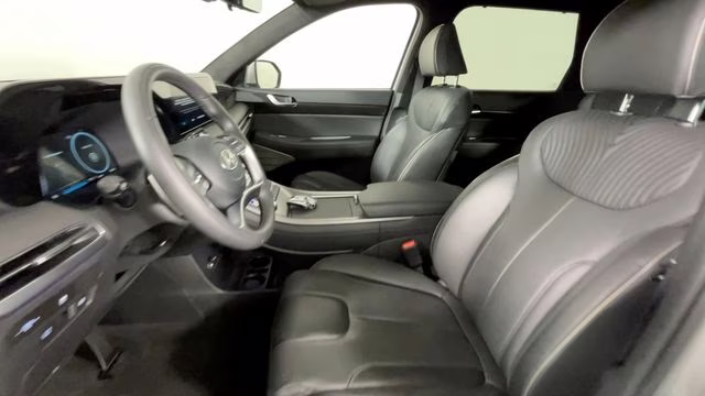 2025 Typhoon Silver Hyundai Palisade Calligraphy FWD SUV