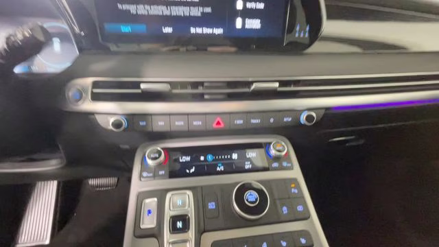 2025 Typhoon Silver Hyundai Palisade Calligraphy FWD SUV
