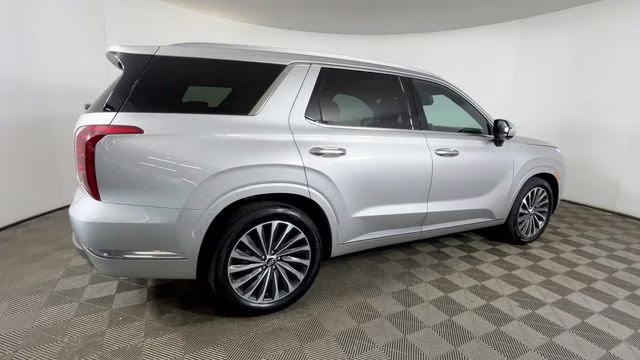 2025 Typhoon Silver Hyundai Palisade Calligraphy FWD SUV