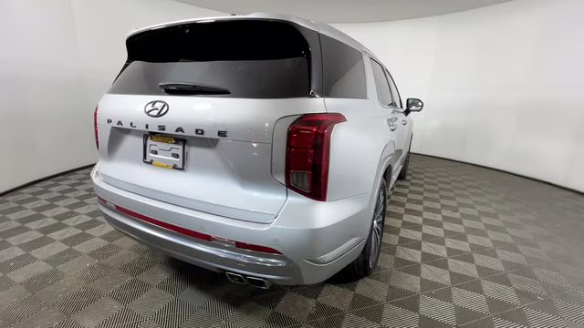 2025 Typhoon Silver Hyundai Palisade Calligraphy FWD SUV