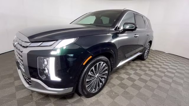 2025 Robust Emerald Hyundai Palisade Calligraphy FWD SUV