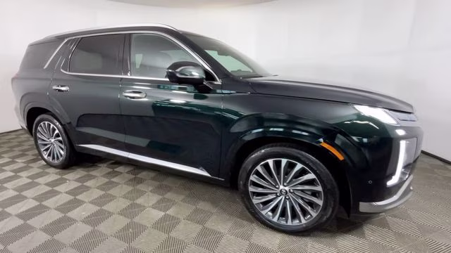 2025 Robust Emerald Hyundai Palisade Calligraphy FWD SUV