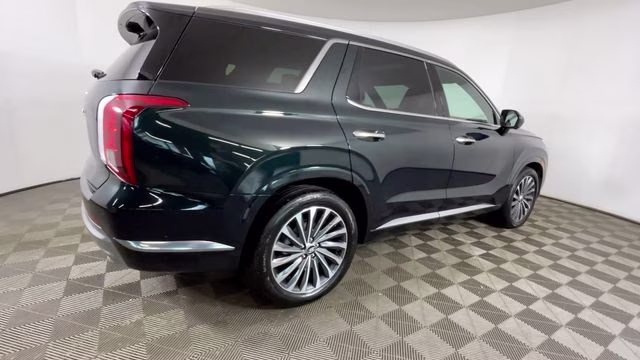 2025 Robust Emerald Hyundai Palisade Calligraphy FWD SUV