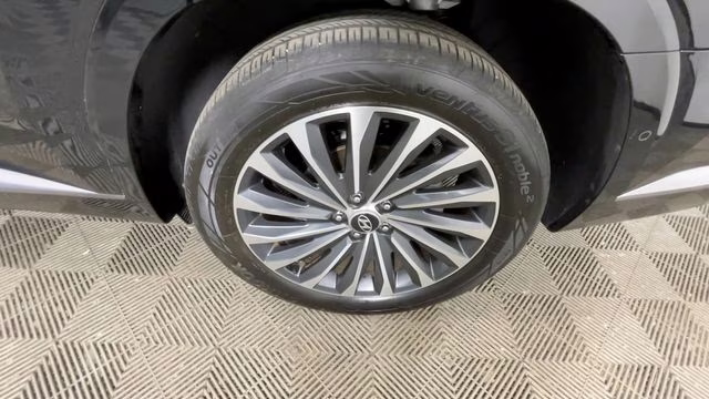 2025 Abyss Black Pearl Hyundai Palisade Calligraphy FWD SUV
