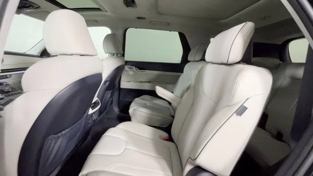 2025 Abyss Black Pearl Hyundai Palisade Calligraphy FWD SUV