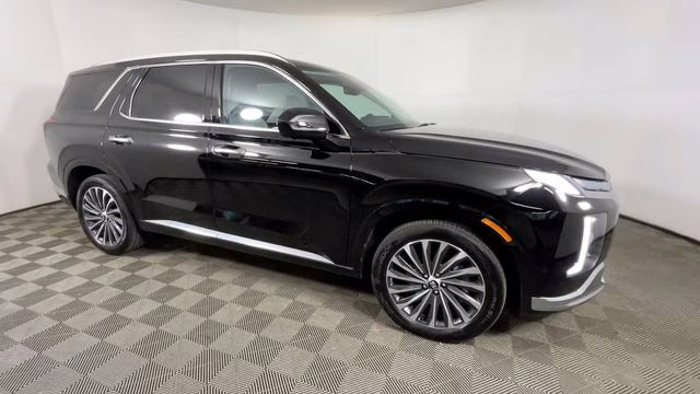 2025 Abyss Black Pearl Hyundai Palisade Calligraphy FWD SUV