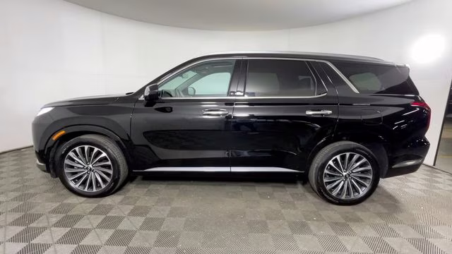 2025 Abyss Black Pearl Hyundai Palisade Calligraphy FWD SUV