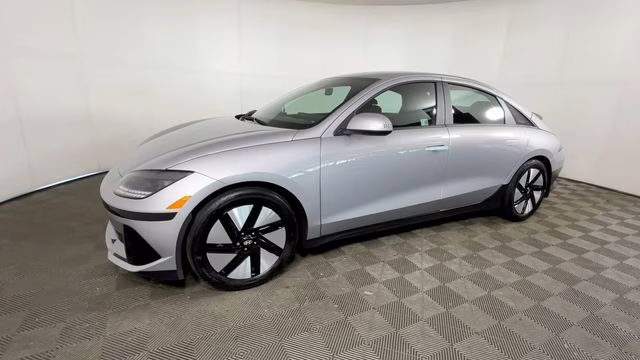 2024 Curated Silver Hyundai IONIQ 6 SE RWD Sedan