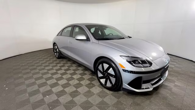 2024 Curated Silver Hyundai IONIQ 6 SE RWD Sedan