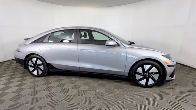 2024 Curated Silver Hyundai IONIQ 6 SE RWD Sedan