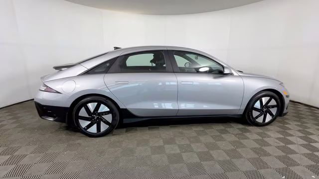 2024 Curated Silver Hyundai IONIQ 6 SE RWD Sedan