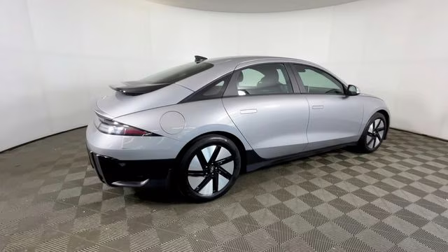 2024 Curated Silver Hyundai IONIQ 6 SE RWD Sedan