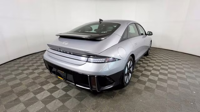 2024 Curated Silver Hyundai IONIQ 6 SE RWD Sedan