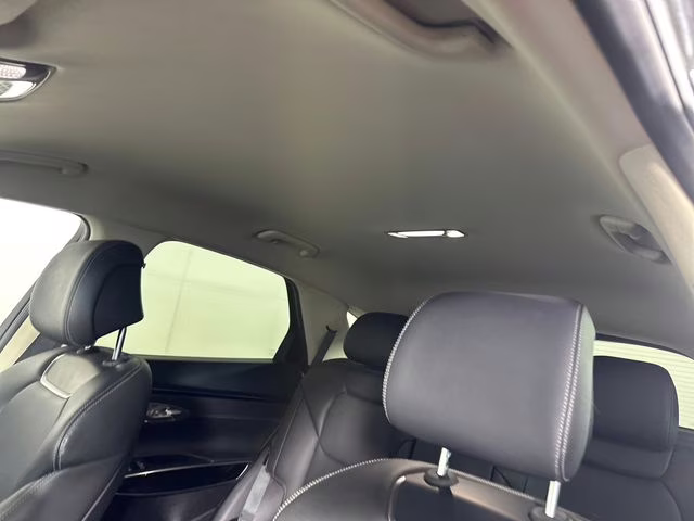 2025 Makalu Gray Genesis GV70 2.5T AWD SUV