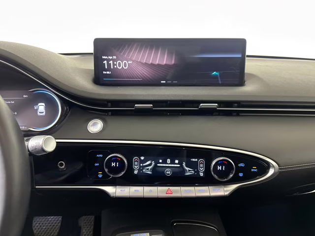 2025 Makalu Gray Genesis GV70 2.5T AWD SUV