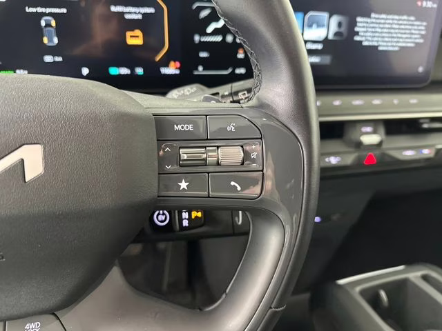 2024 Panthera Metal Kia EV9 Wind AWD SUV