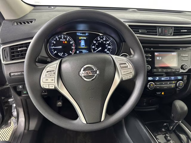 2016 Gun Metallic Nissan Rogue SV AWD SUV