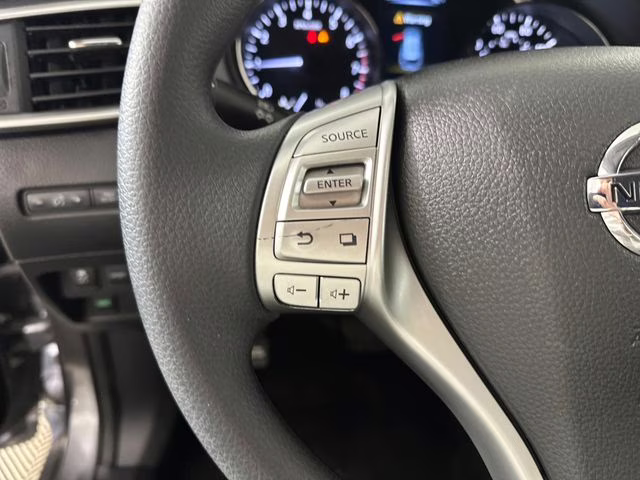 2016 Gun Metallic Nissan Rogue SV AWD SUV