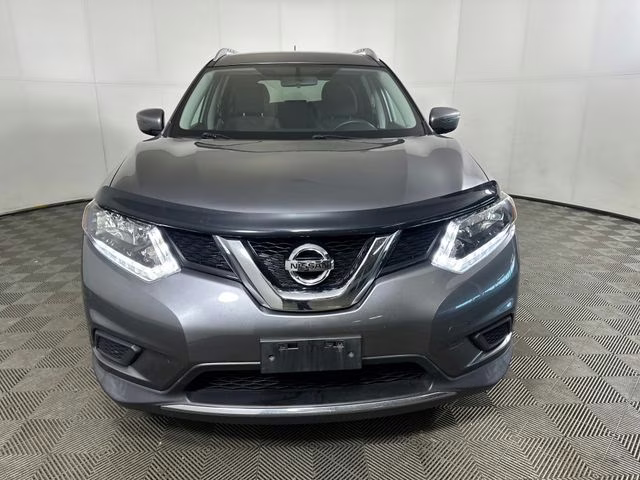 2016 Gun Metallic Nissan Rogue SV AWD SUV