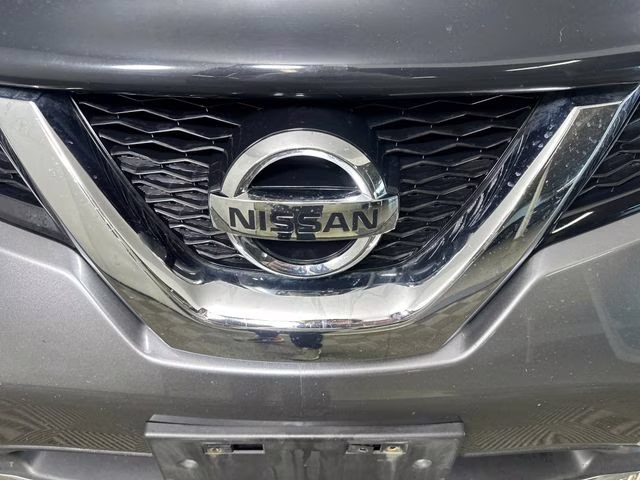 2016 Gun Metallic Nissan Rogue SV AWD SUV