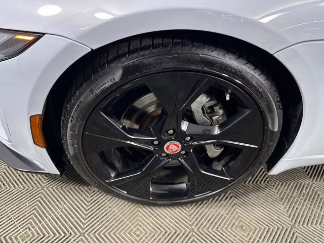 2021 Yulong White Metallic Jaguar F-TYPE P300 RWD Coupe