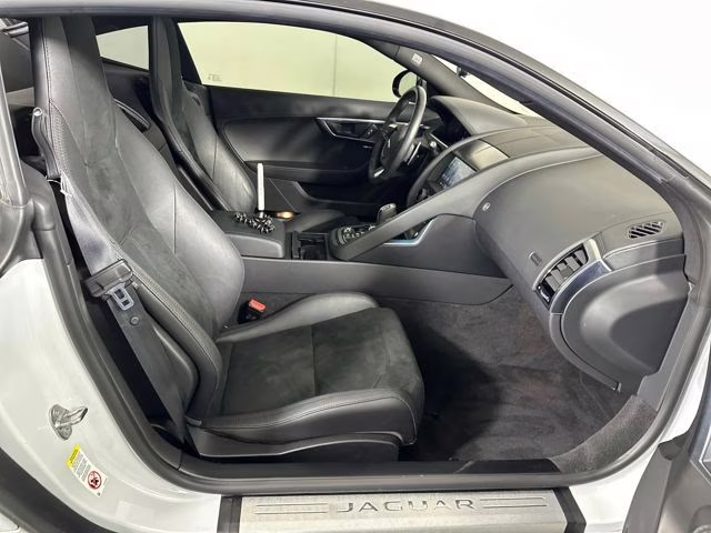 2021 Yulong White Metallic Jaguar F-TYPE P300 RWD Coupe