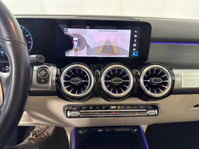 2022 Polar White Mercedes-Benz GLB GLB 250 AWD SUV