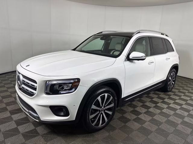 2022 Polar White Mercedes-Benz GLB GLB 250 AWD SUV