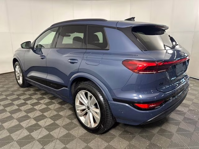 2025 Blue Metallic Audi Q6 e-tron Premium Plus RWD SUV