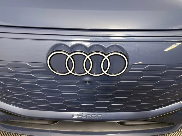 2025 Blue Metallic Audi Q6 e-tron Premium Plus RWD SUV