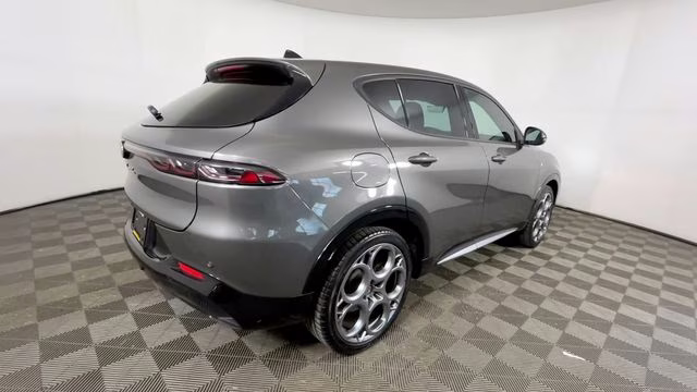 2024 Grigio Ascari Metallic Alfa Romeo Tonale Ti AWD SUV