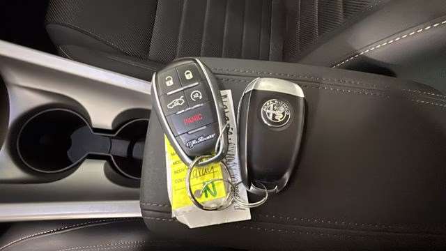 2024 Grigio Ascari Metallic Alfa Romeo Tonale Ti AWD SUV