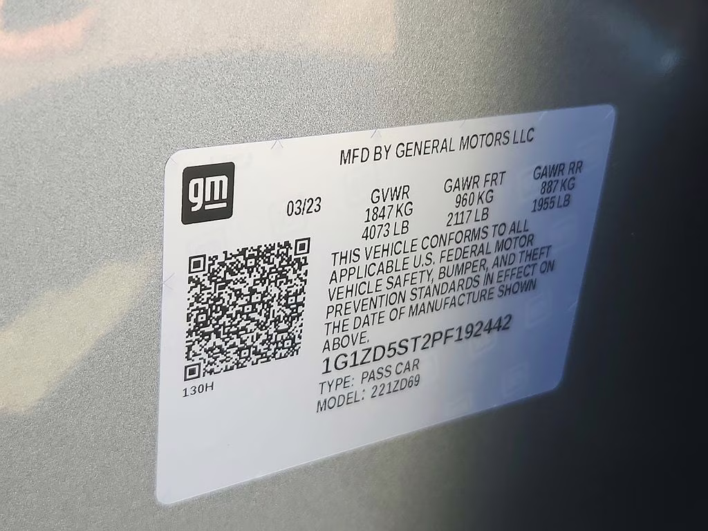 2023 Sterling Gray Metallic Chevrolet Malibu LT FWD Sedan