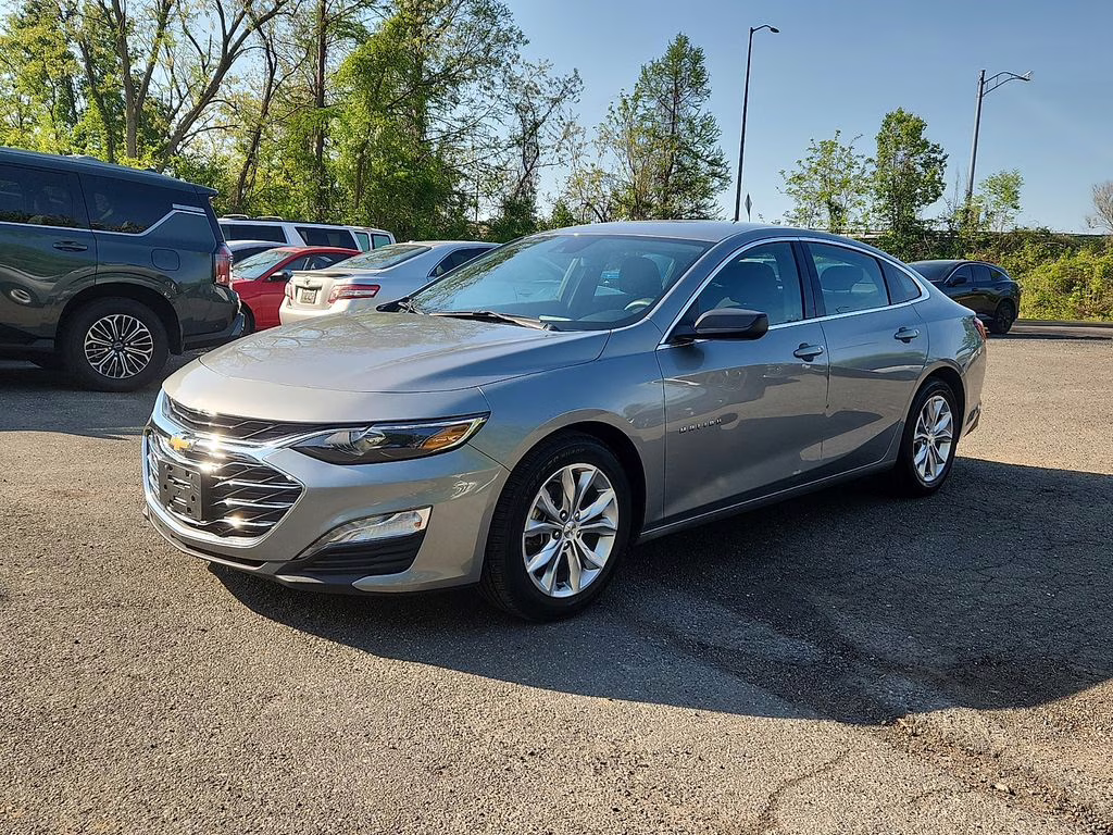 2023 Sterling Gray Metallic Chevrolet Malibu LT FWD Sedan