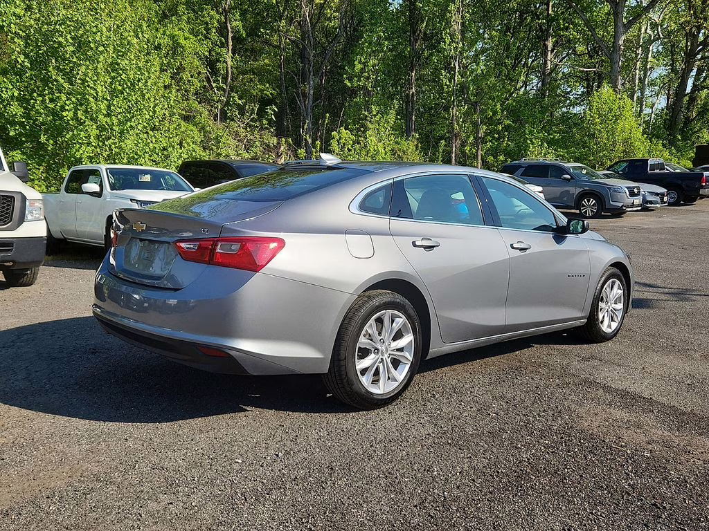 2023 Sterling Gray Metallic Chevrolet Malibu LT FWD Sedan